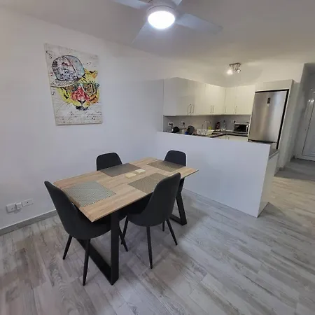 Castle Harbour 36 - Two Bed Lejlighed *