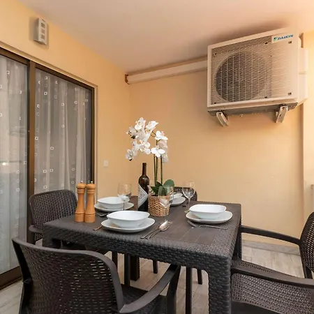 Castle Harbour 36 - Two Bed Los Cristianos