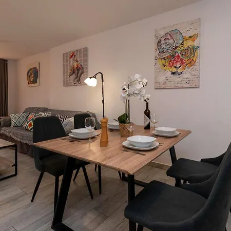 Castle Harbour 36 - Two Bed Apartman Los Cristianos