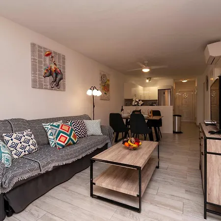 Apartment Castle Harbour 36 - Two Bed *