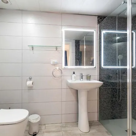 Apartment Castle Harbour 36 - Two Bed *