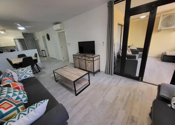Apartment Castle Harbour 36 - Two Bed *